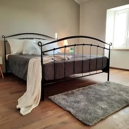 Vila For 8 People, Pool + Sea View